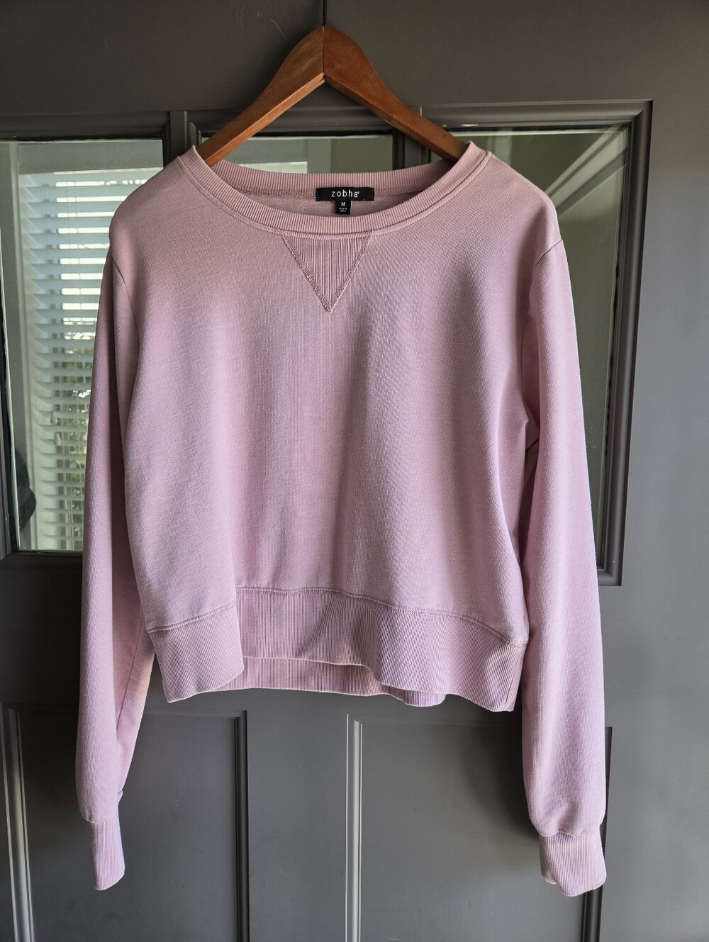 Zobha Light Pink Cropped Crewneck Sweatshirt - Size M
